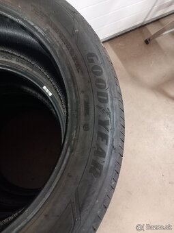 Pneumatiky Goodyear 2 215/55R18 - 2