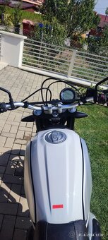 DUCATI SCRAMBLER 800 - 2