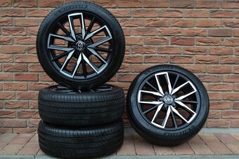 5x114,3 R17 Letna sada Original Toyota Corolla + 225/45 R17 - 2