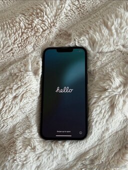 iPhone 13 128GB - 2