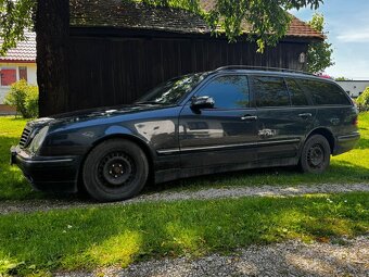 Predám Mercedes Benz E200 - 2