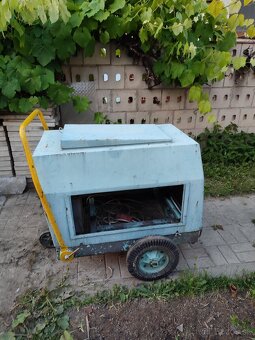 Kompresor STAR IIB/E. Orig . Podvozok na kompresor - 2
