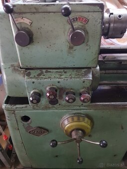 Sústruh EMU 250 - 2