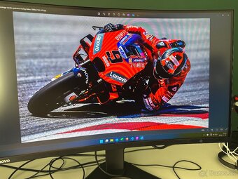 Predám herný monitor Lenovo g27-c10 curved v 100% stave - 2