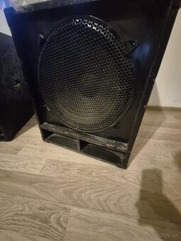 Predám subwofere zo stojanmi mixom a príslušenstvom - 2