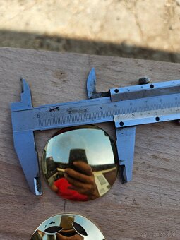 Mosadzne puklice  ozdoby na ohlavku postroje - 2