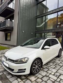 Volkswagen Golf VII 2.0 TDi 110KW 4x4 biela perleť,panoráma - 2