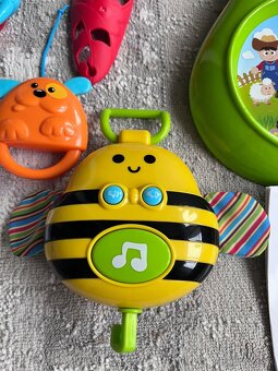 Kolotoč nad postieľku Včielka - Budy Bee Mobile 3v1 - 2