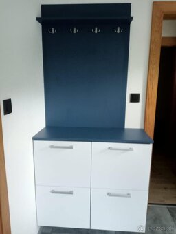 Vešiaková stena + botník - 2