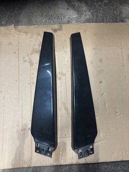 Audi a6c6 kryty stlpikov B - 2