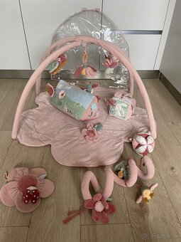 Hracia deka s hrazdičkou little dutch 2v1 + hračky - 2