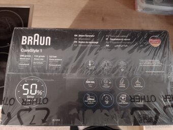 Žehliaca naparovacia stanica BRAUN CareStyle - 2