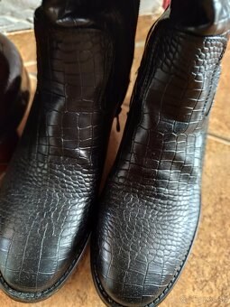 Dámske čierne čižmy - 2