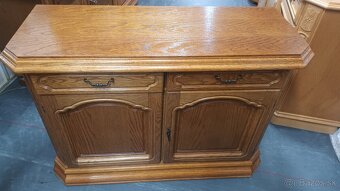 Rustikalna masívna komoda - 2