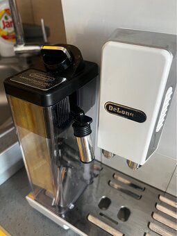 Kávovar Delonghi Eletta Cappuccino - 2