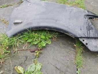 Vito W638 - Pravý blatník + nárazník + maska - 2