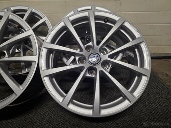 KOVANE ALU 5X112 R17 AUDI 7,5J ET36 - 2