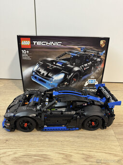 Lego Technic 42176 Porsche GT4 e-Performance - 2