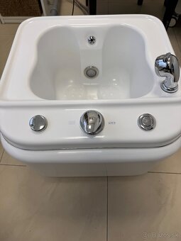 Pedikérska vanička s hydromasážou - 2