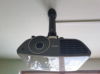 Projektor BenQ W700 DLP 720p 2200 ANSI 10000:1 - 2