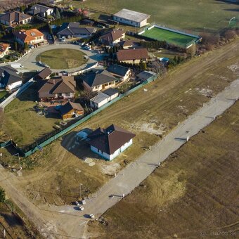 NOVÝ PROJEKT "PRI SADE" HORNÉ ŠTITÁRE 4-IZB NOVOSTAVBY - 2