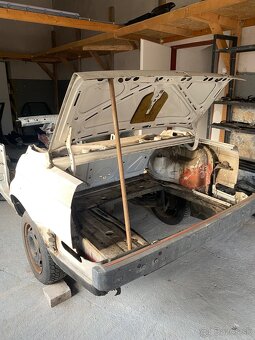 Bmw e30 karoséria/diely - 2