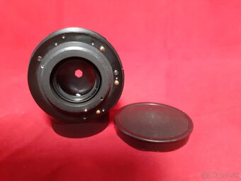 Pentacon Electric Multi Coating 50mm 1:1.8
- 2
