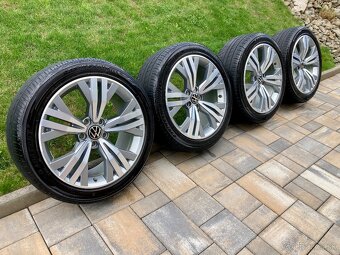 Letná sada org VW 5x112 8J ET41 235/45 R18 - 2