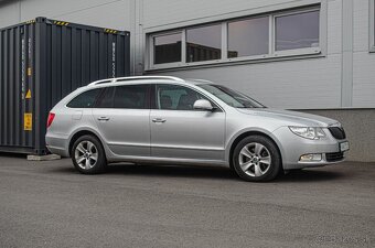 Škoda Superb Combi 2.0 TDI DSG - 2