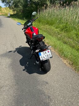 Yamaha MT07 - 2