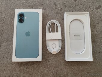 Apple iPhone 16 Plus 128GB - 2