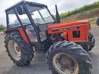 PREDAM TRAKTOR ZETOR 7045 DOVOZ CENA 8800€ - 2