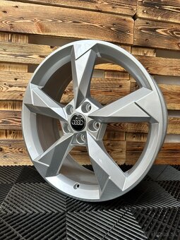 Audi Q3 83A - 4x orig.ALU 5x112 R19 - 2
