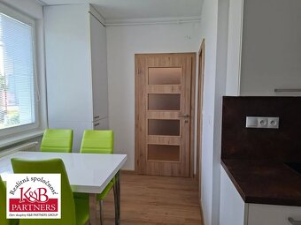 Ponúkam na predaj veľmi pekný,útulný 2izb. byt v Tr.Teplej - 2
