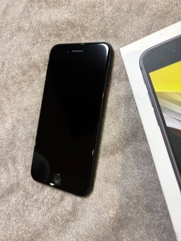 Apple iphone SE2020 - 2