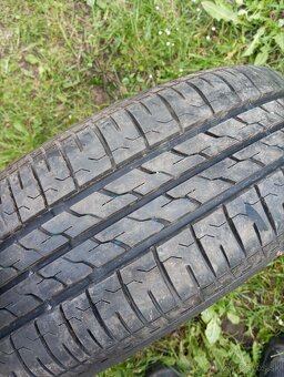 Originál, rezerva R15 Nissan - 2