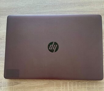 HP ZBook Studio G3 - 2