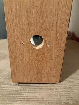 Predam zavesnu lavicu - 2