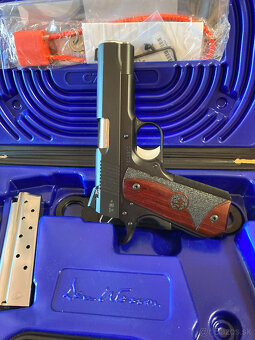 Dan Wesson 1911 «Guardien» - 2