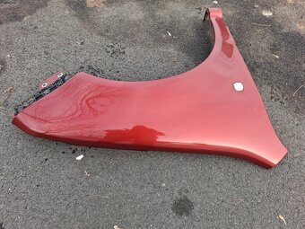 Škoda Fabia 1 blatnik - 2