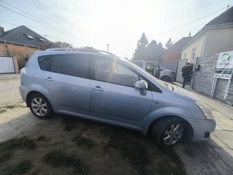 Toyota corolla verso 2.2 D4D - 2