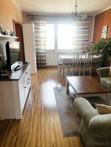 Veľký,pekný,slnečný 3 izb. byt s loggiou,Saratovská,Levice - 2