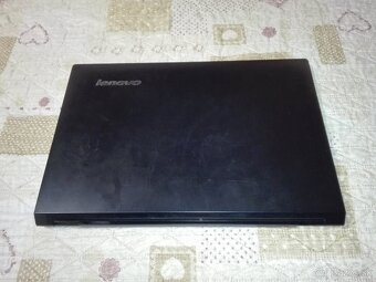 Lenovo. Intel i3. SSD 256 GB. 16 GB. Baterka dobrá. 15,6 FHD - 2