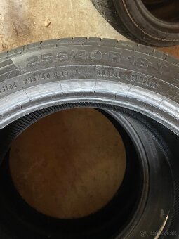 Predám pneumatiky 255/40 r18 letná - 2