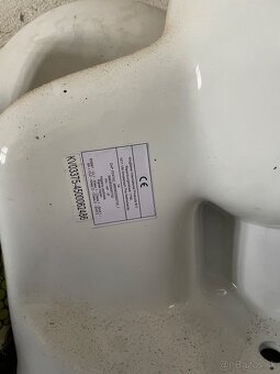 Zavesne wc - 2