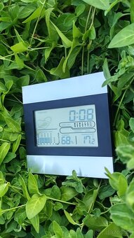 Meteostanica s budíkom, teplomerom, kalendárom... - 2