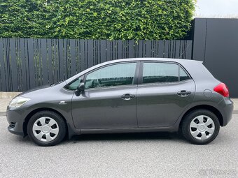 Toyota Auris 1.33 VVTi, Nová STK + EK - 2