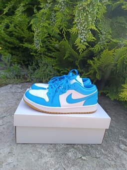 JORDAN 1 LOW - 2