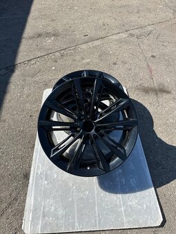 Disky 5x120 dvojrozmer R20 - 2