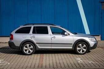 Škoda Octavia II Scout 2.0 TDI 4x4 - 2